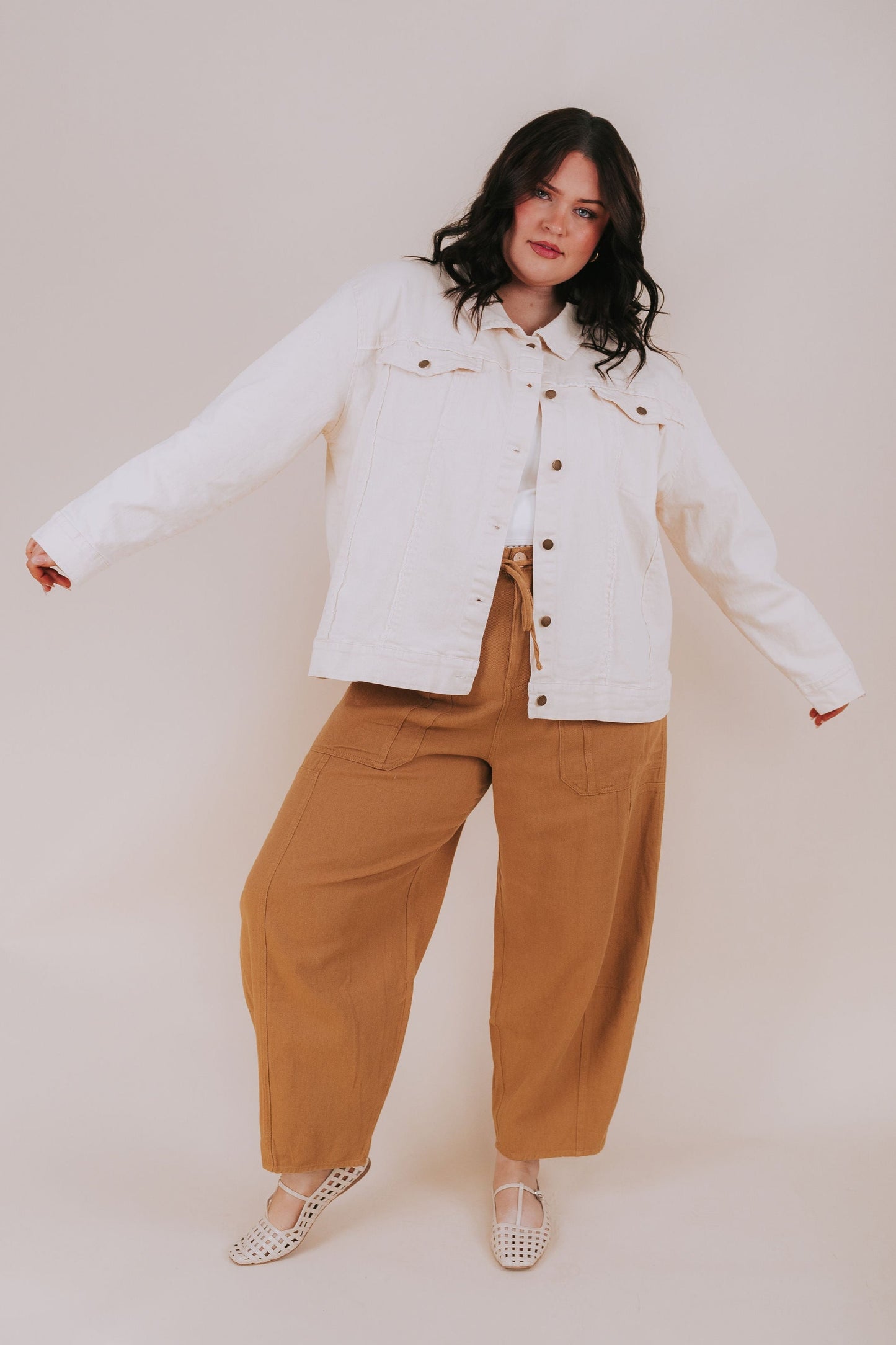 PLUS SIZE - Short Stay Jacket