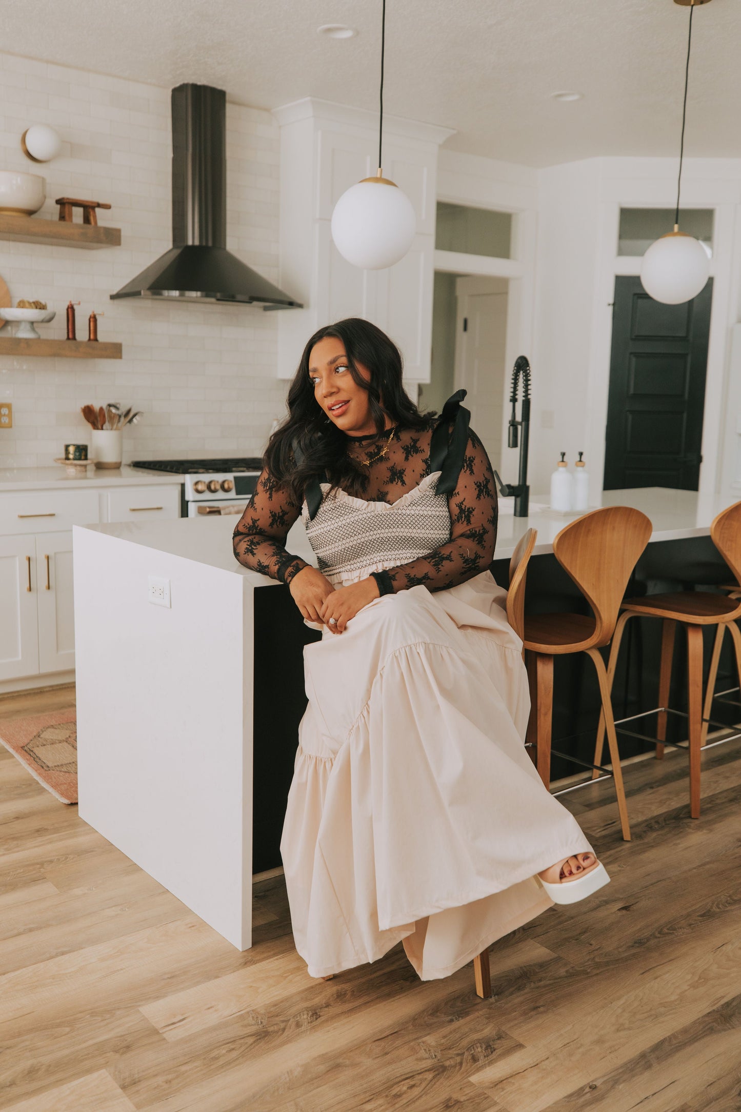 PLUS SIZE - Nostalgic Nights Dress