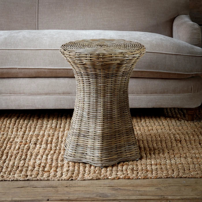 Amelia Table