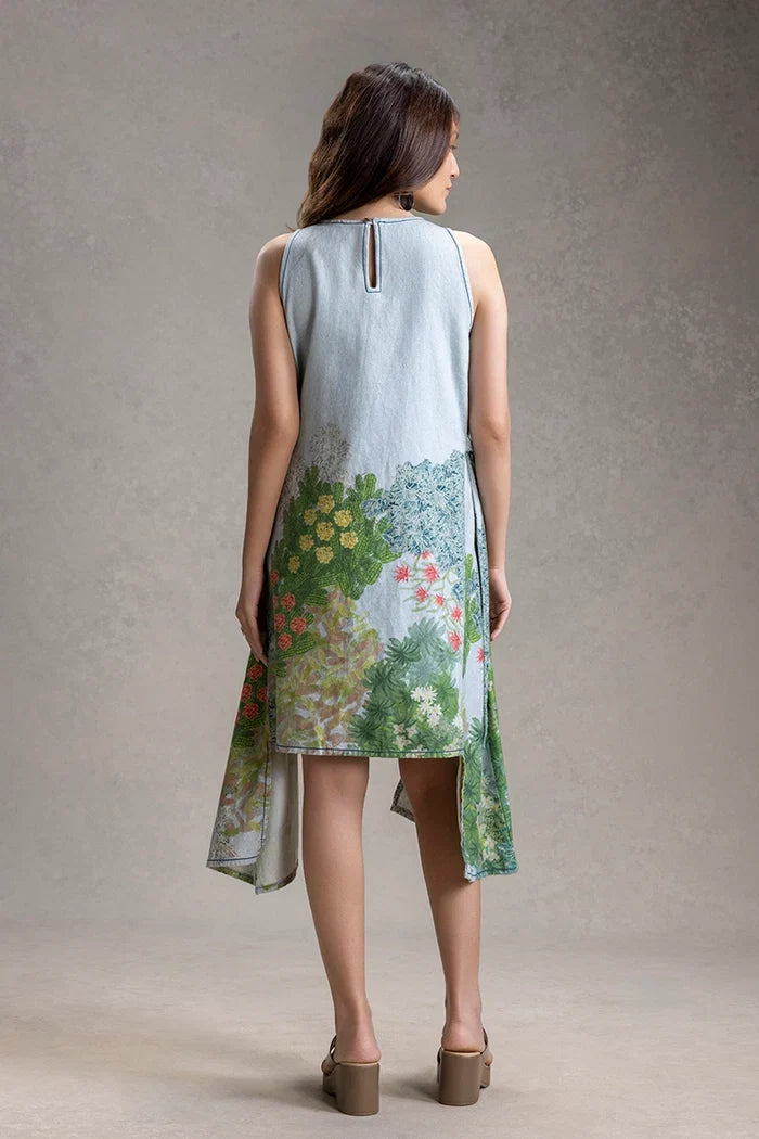 Women's paneled dress