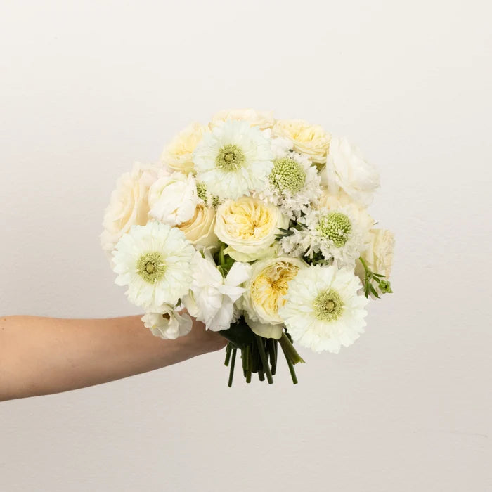 Cloud Dancer Diy Flower Kit Vase - Image