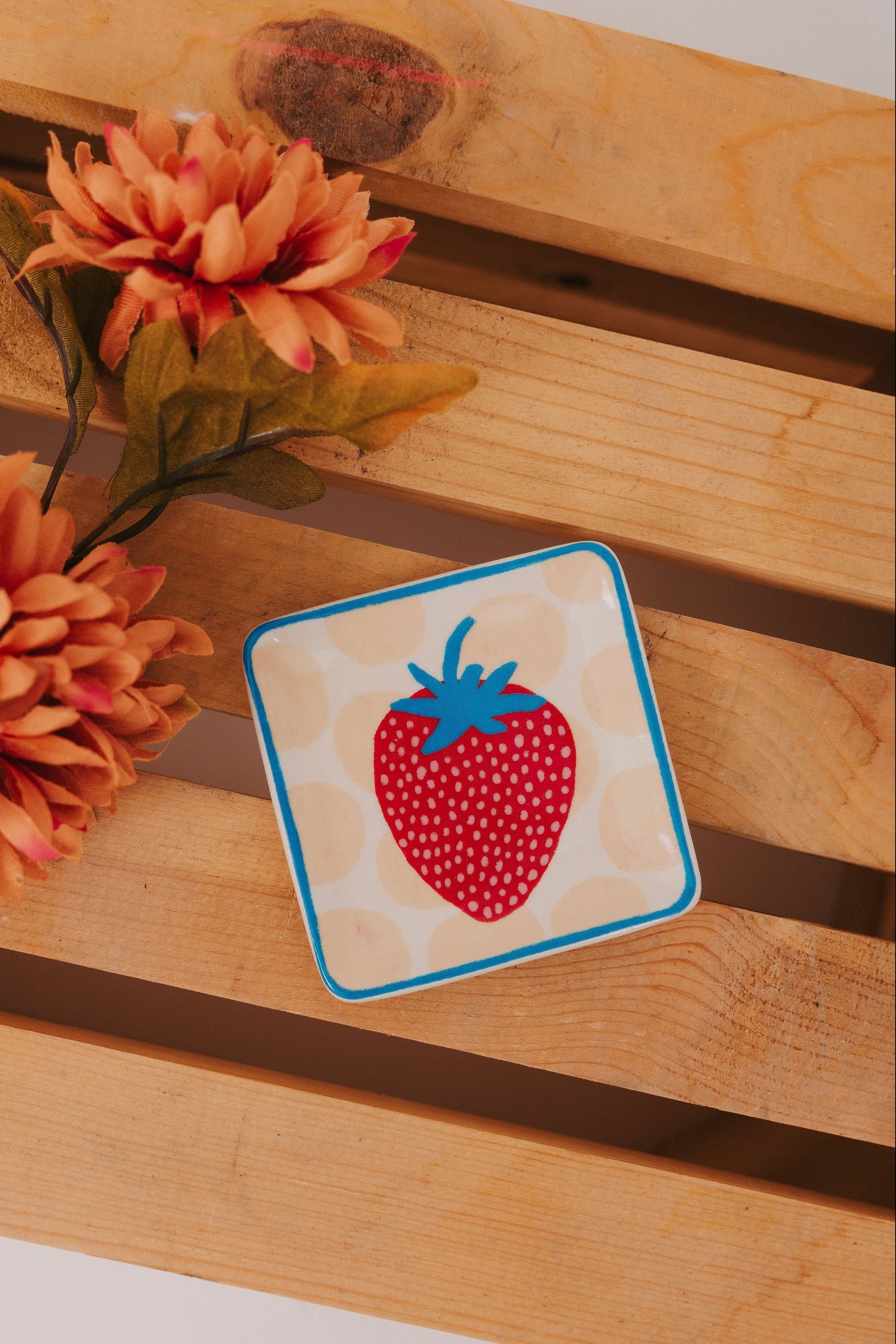 HAZEL MAZEL - Stoneware Dish with Fruit/Vegetable - 5 Styles