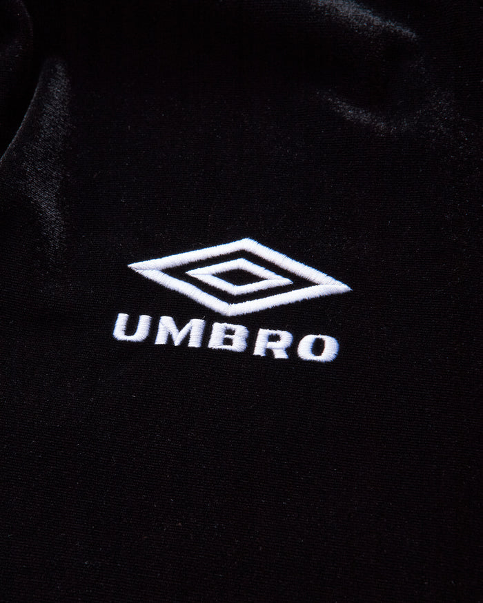 Umbro Velvet Masked Zip Hoodie Black Sweatshirts Hoodies UBMW0673JY188 BLK0001