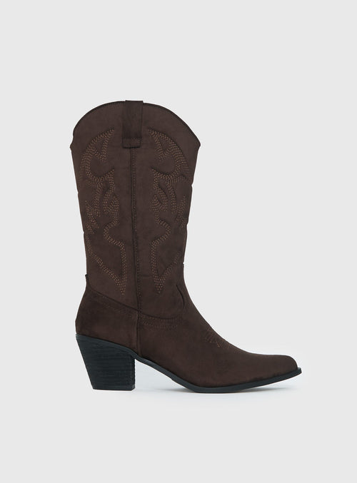 Therapy Clayton Boots Chocolate