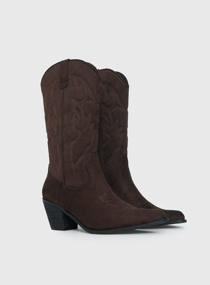 Therapy Clayton Boots Chocolate