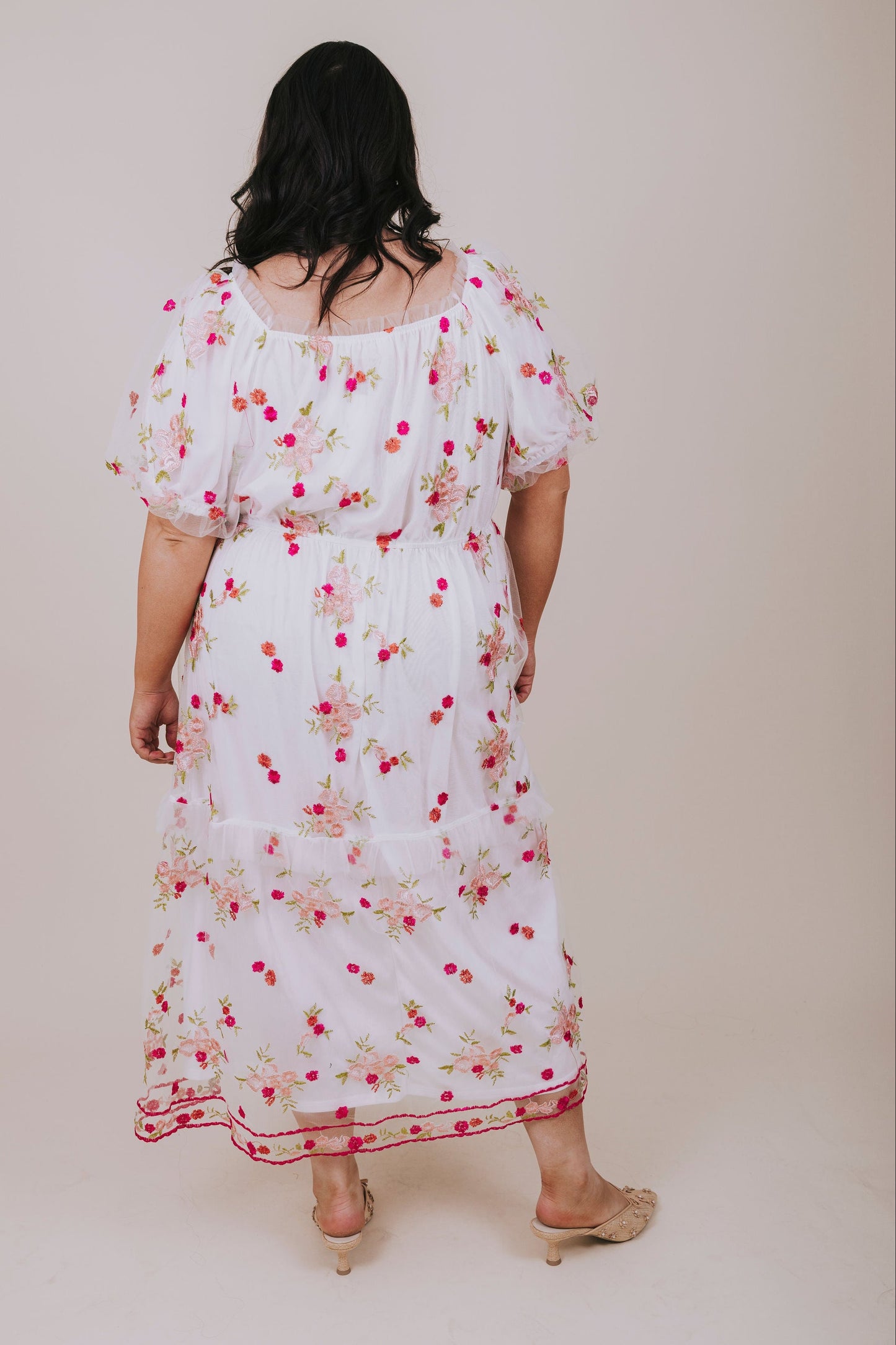 PLUS SIZE - Meet The Queen Dress