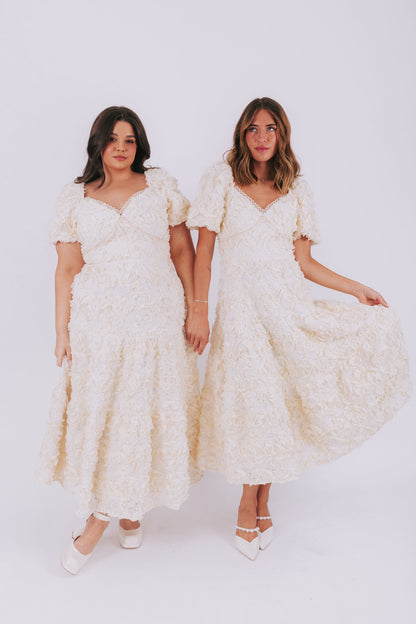 EXCLUSIVE - Timeless Romance Dress