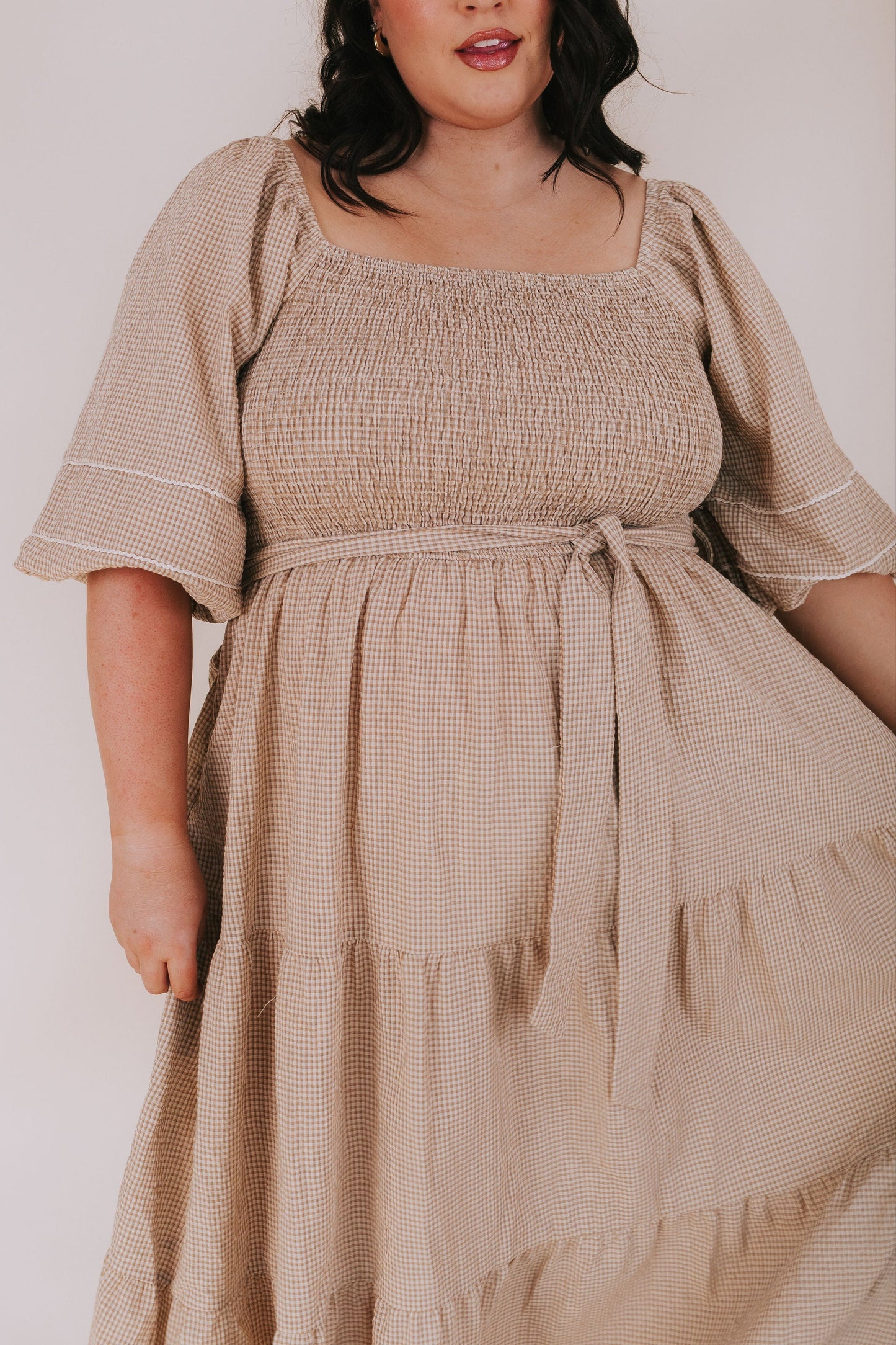 PLUS SIZE - Come See Me Dress