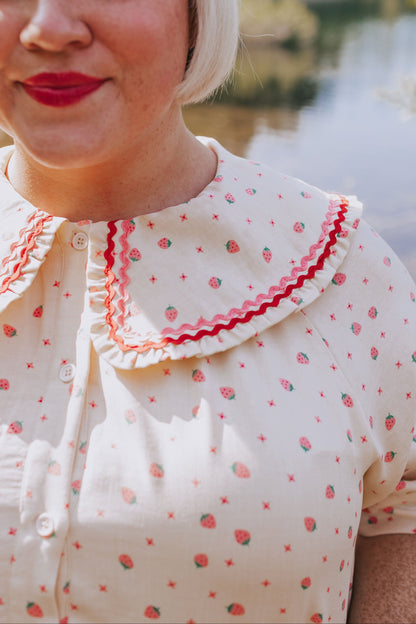 PLUS SIZE - Fresh Strawberries Dress