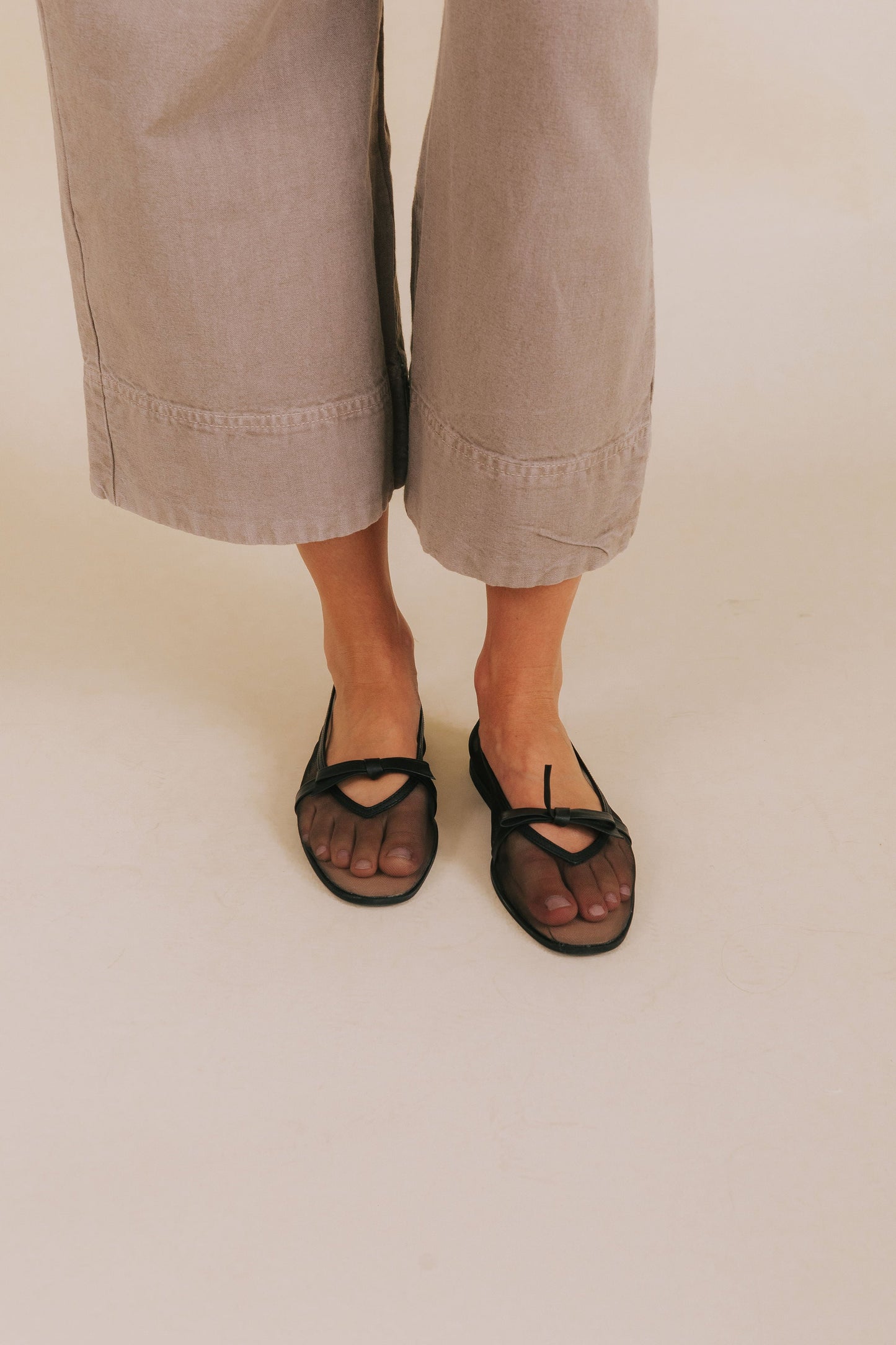 FREE PEOPLE - Mesh Mania Bow Flats
