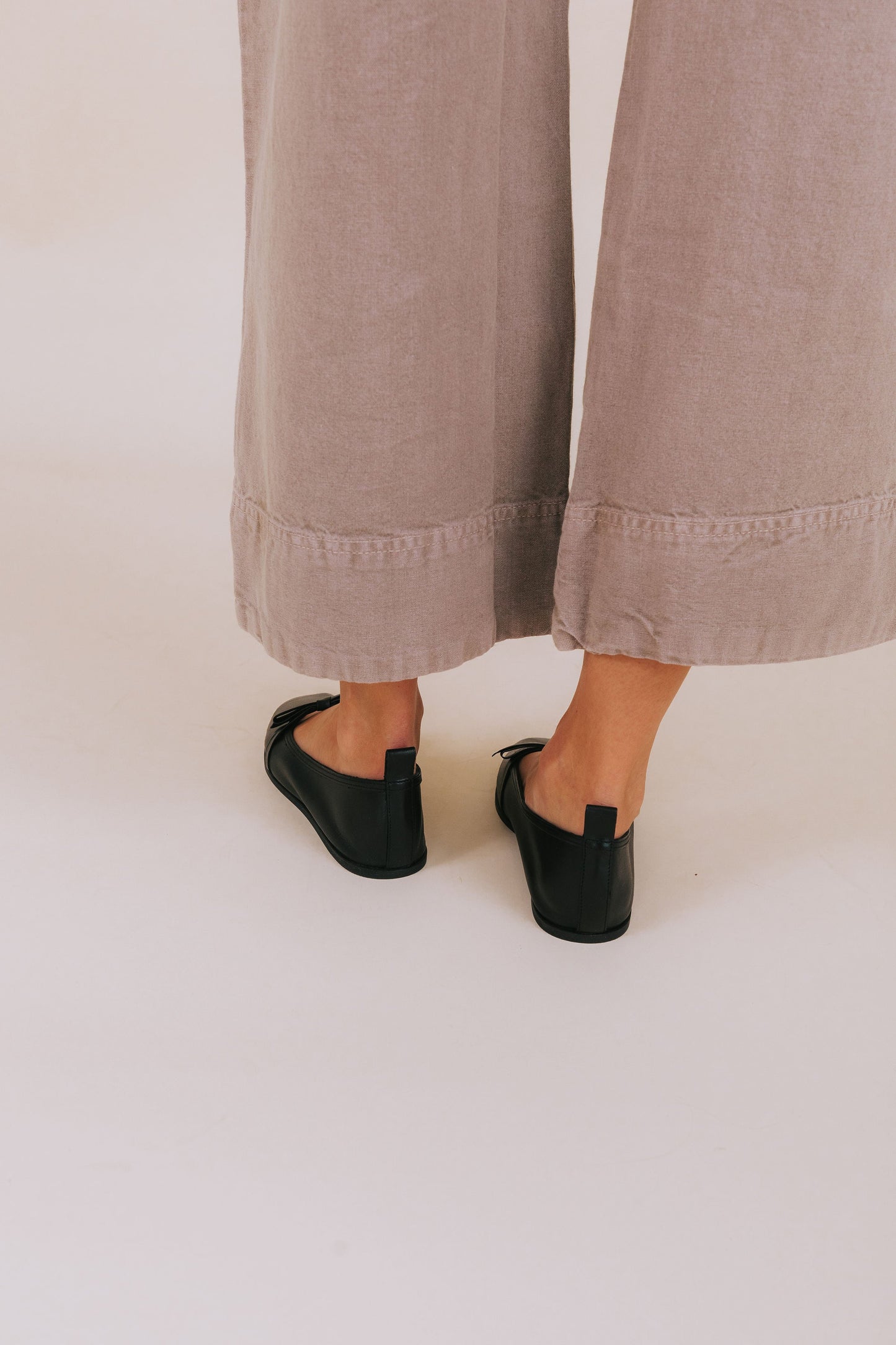 FREE PEOPLE - Mania Bow Flat