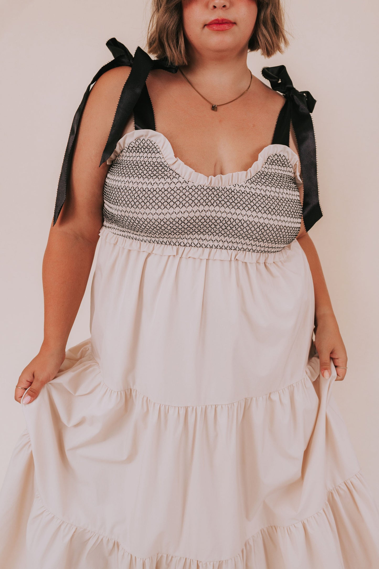 PLUS SIZE - Nostalgic Nights Dress