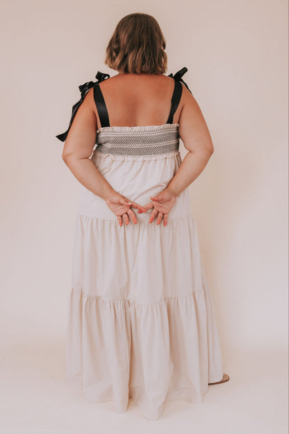 PLUS SIZE - Nostalgic Nights Dress