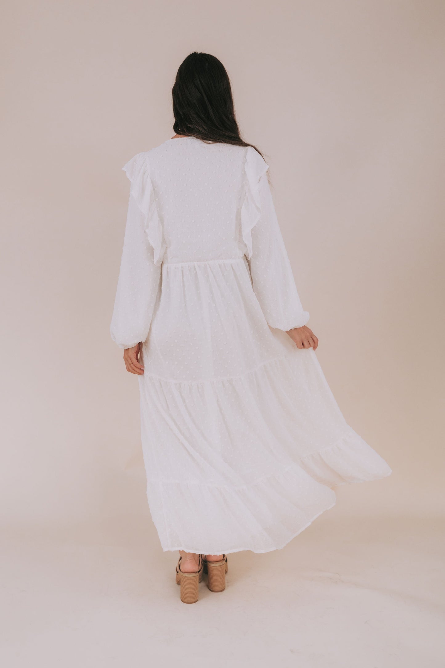 EXCLUSIVE - The White: Lillian