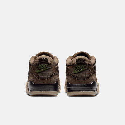 Rear view of the Air Jordan 4 RM.