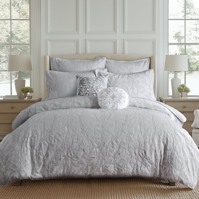 Alessio Comforter Set
