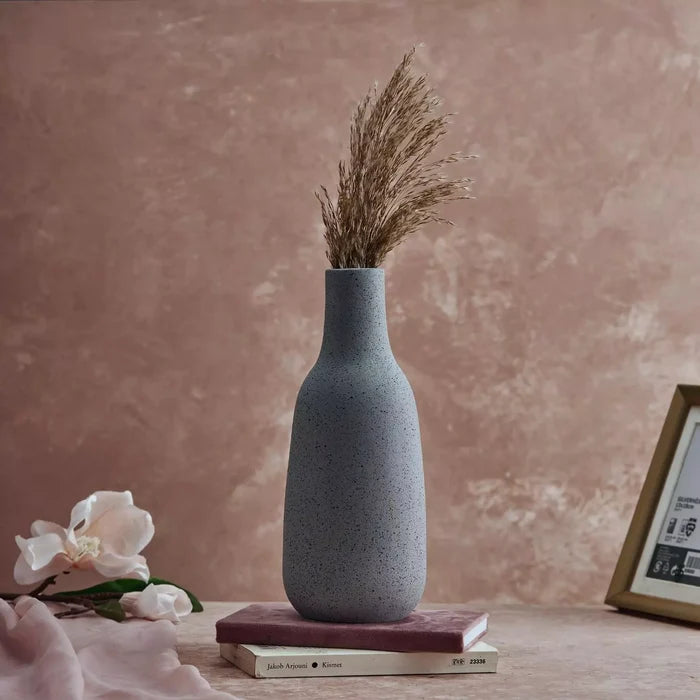 Anggun Pottery Vase