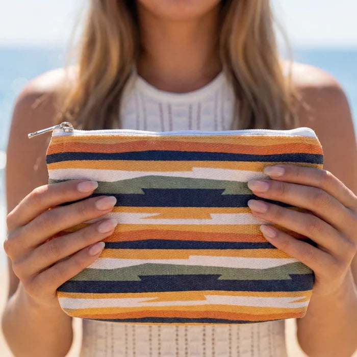 Calira Pouch