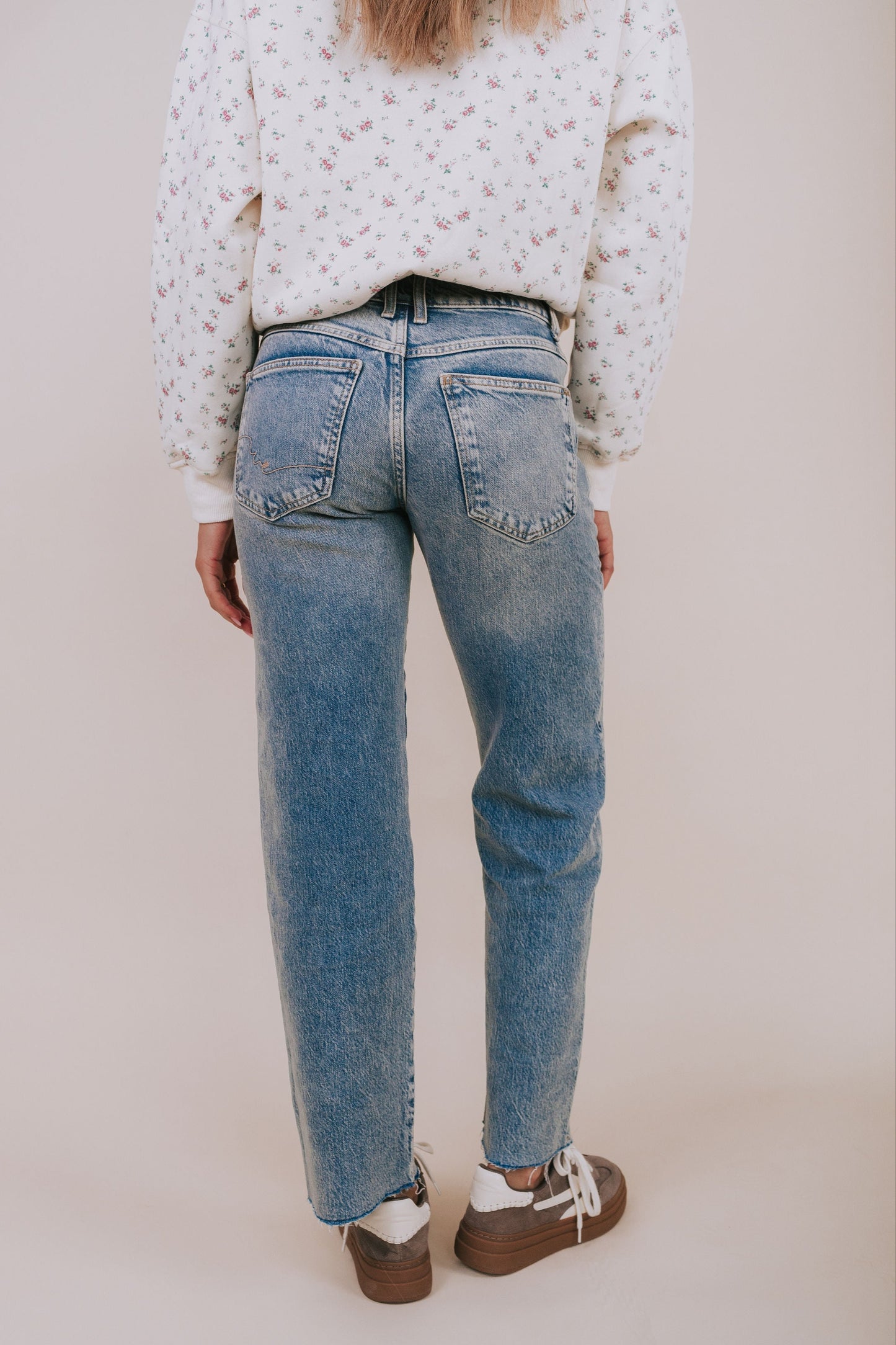 FREE PEOPLE - Risk Taker Mid-Rise Jeans