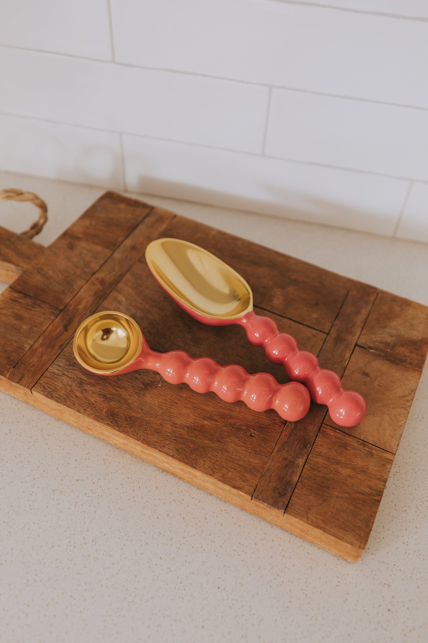 Enameled Aluminum Scoop