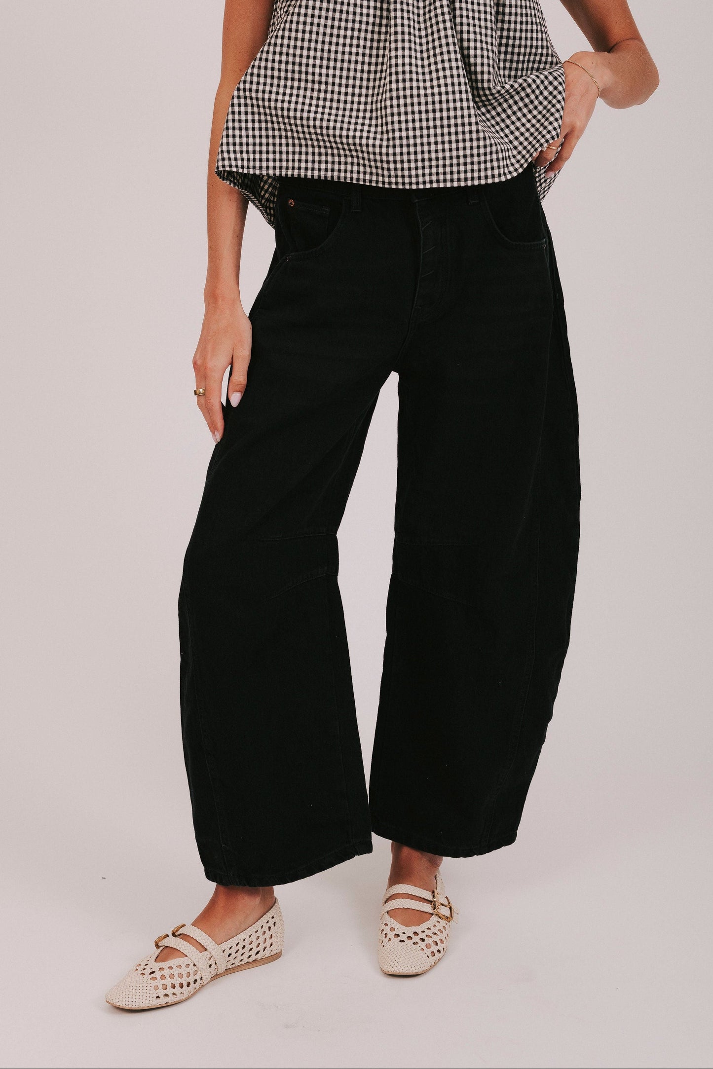 FREE PEOPLE - Good Luck Mid-Rise Barrel Jeans - 7 Colors!