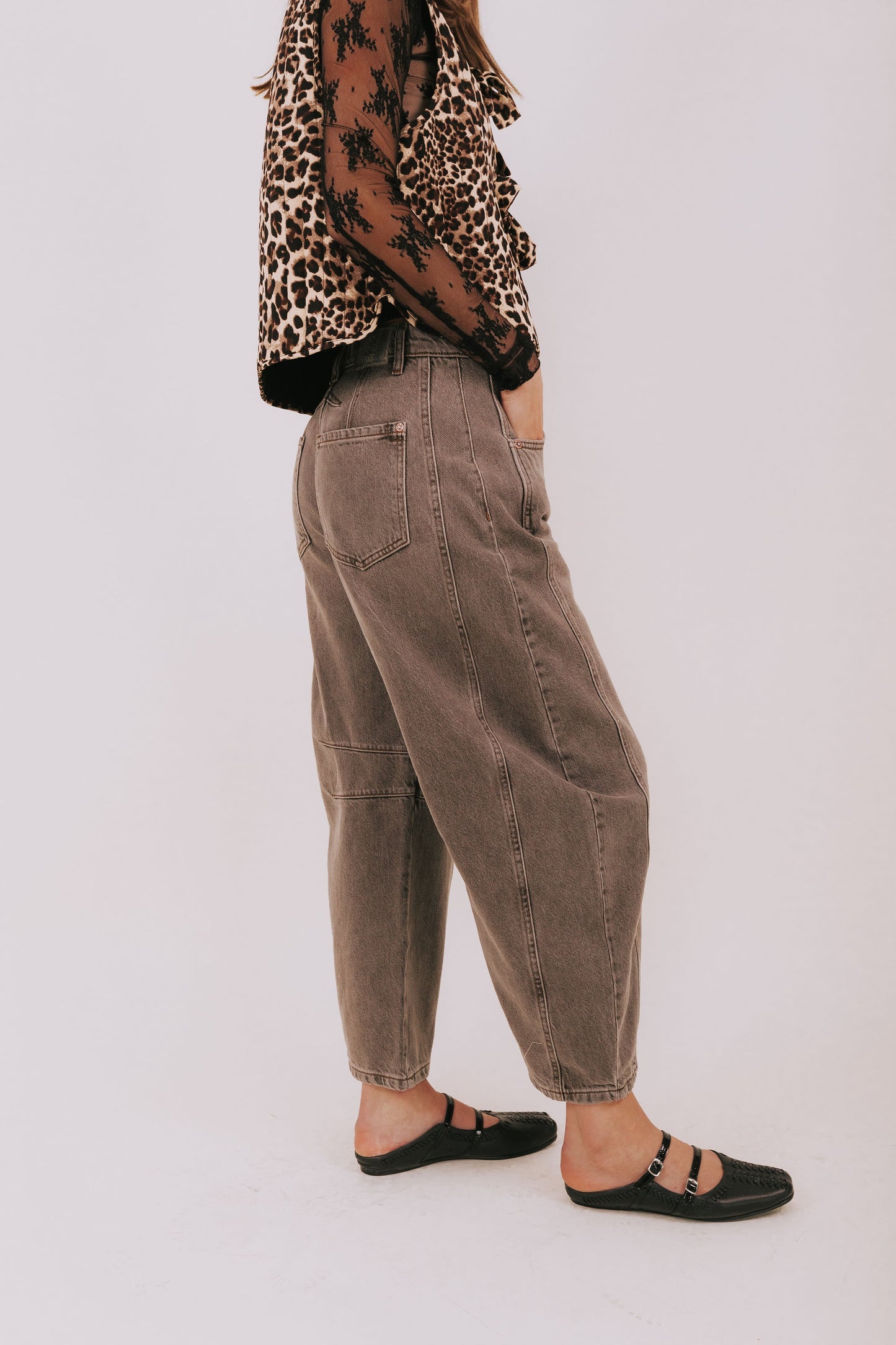 FREE PEOPLE - Good Luck Mid-Rise Barrel Jeans - 7 Colors!