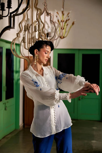 Fringe finesse in white