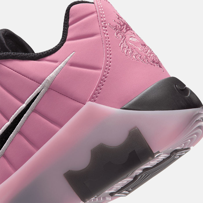 Up close, rear view of the Kids' LeBron Witness 9.