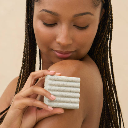 KITSCH - Jojoba Bead Exfoliating Body Wash Bar