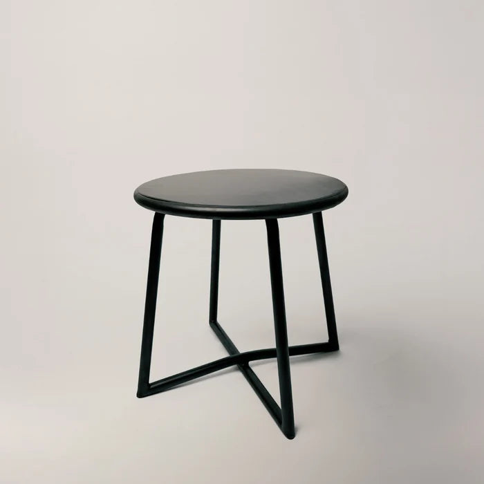 Liora Table