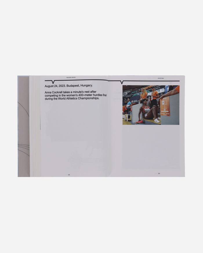 Phaidon Books Look Good, Feel Good, Play Good: Nike Apparel Multi Books and Magazines Books 9781838669072 1