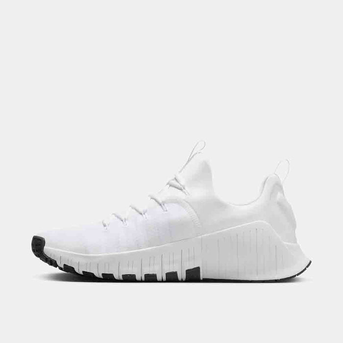 Side medial view of the Men's Nike Free Metcon 6.