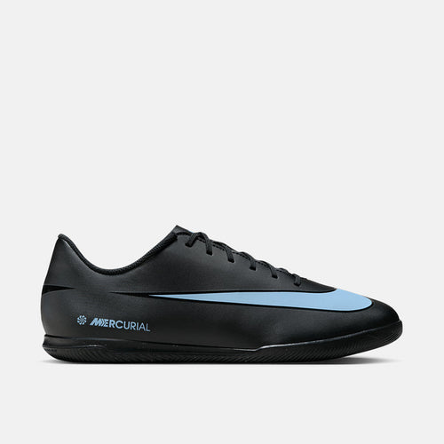 Side view of the Nike Mercurial Vapor 16 Club Indoor Soccer Shoes.