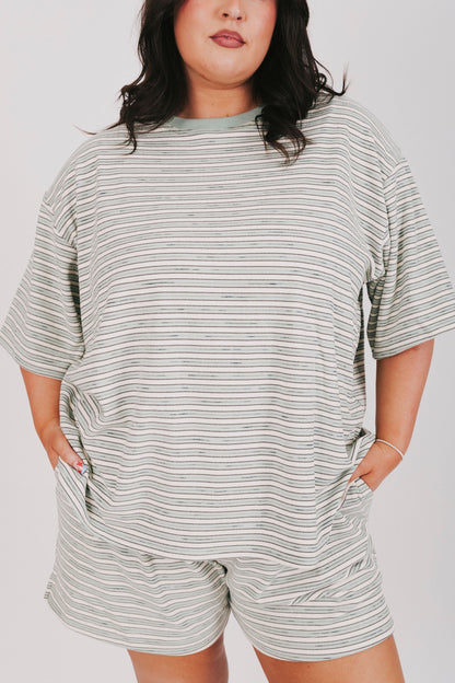 INCLUSIVE SIZING - Mint Condition Top - 2 Colors!