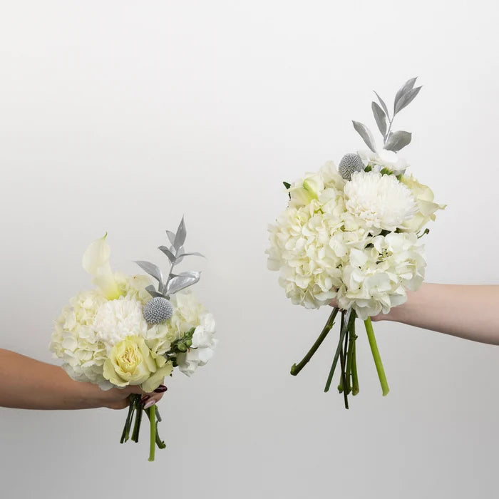 Modern Holiday Glam Silver Bouquet Bar Flower Kit Vase - Image