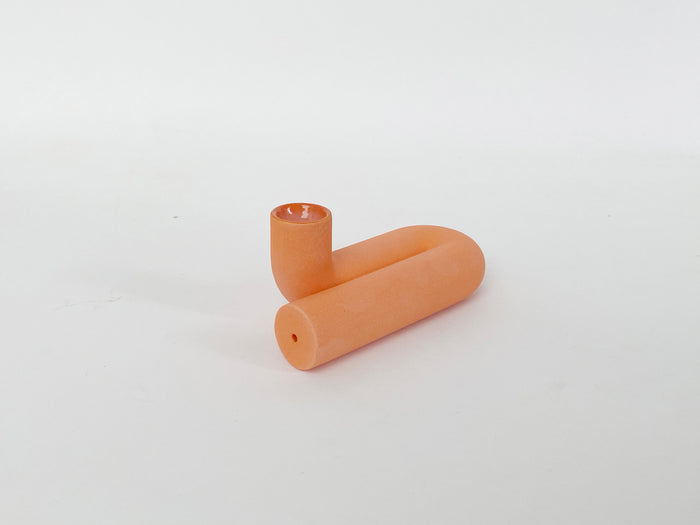 Monochromatic Pipe