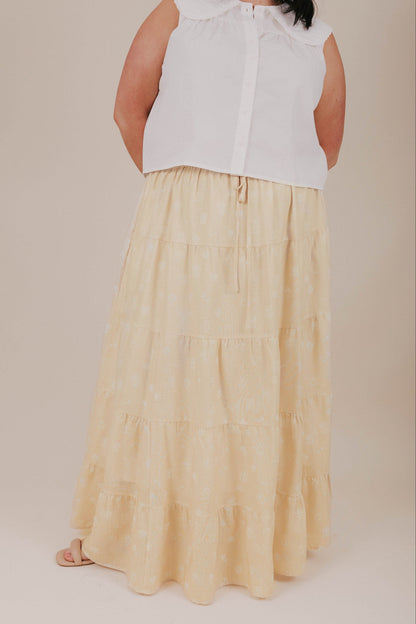 INCLUSIVE SIZING - Hop Into Spring Skirt