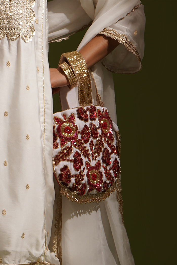 Rosy Dreams Potli