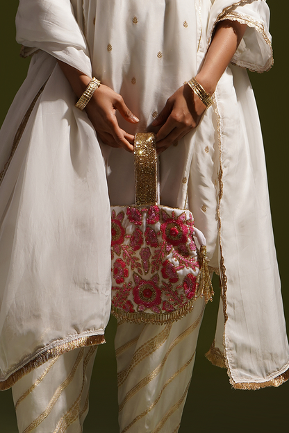 Rosy Dreams Potli