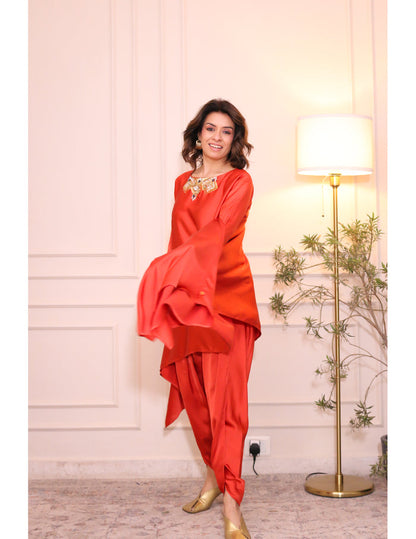 Rust Zola tunic featuring a stylish design and comfortable fit for casual outings.