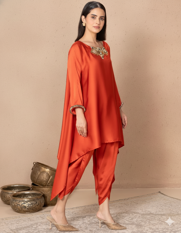 Rust Zola tunic featuring a stylish design and comfortable fit for casual outings.