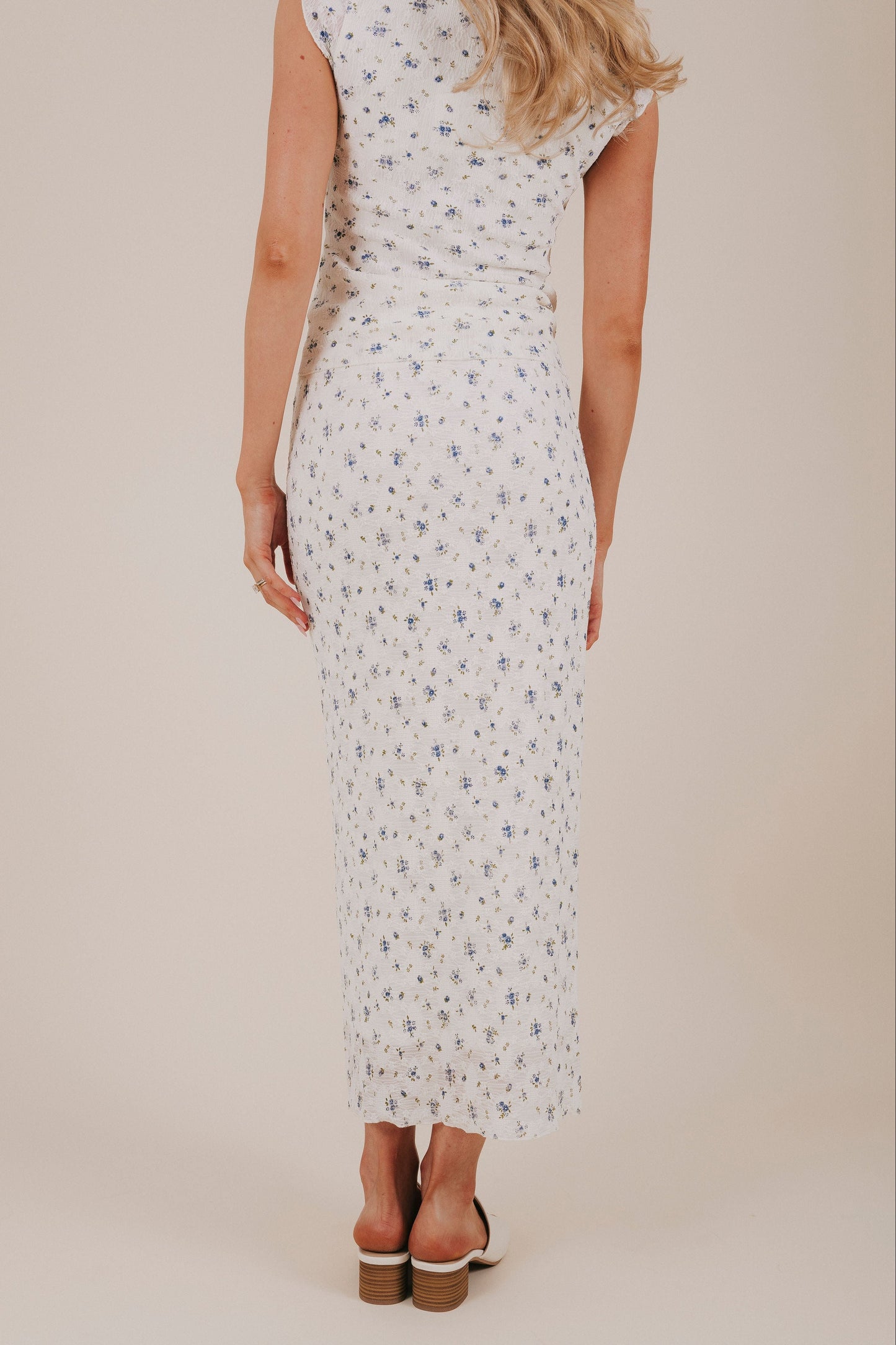 INCLUSIVE SIZING - Blooming Fields Skirt