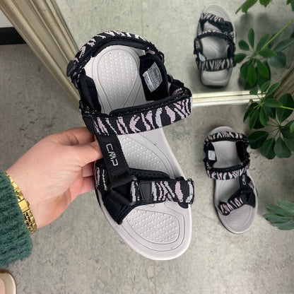 Svart CMP-sportsandal med ränder och god bredd