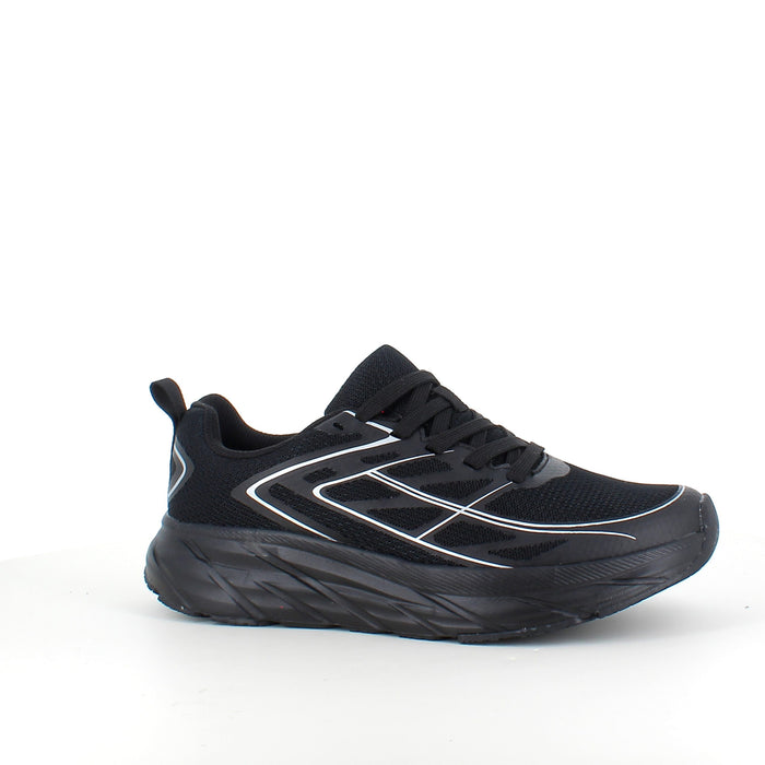 Svart sneaker i andningsbart mesh