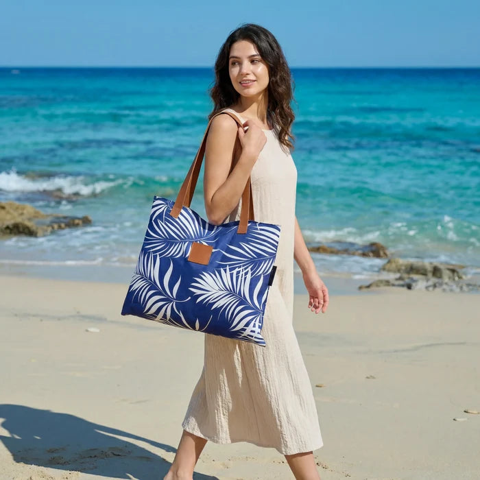 Svelte Tote Bag