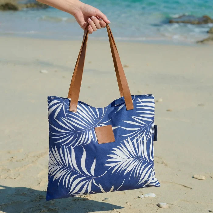 Svelte Tote Bag