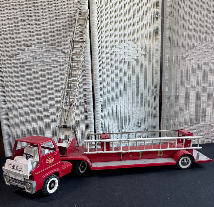 Tonka TFD Vintage Pressed Steel Aerial Ladder Fire Truck with Side Ladders