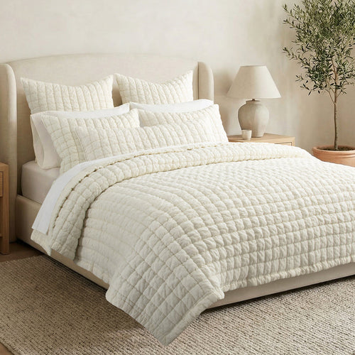 Whisper Quilt Set