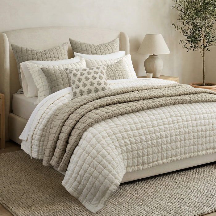 Whisper Quilt Set