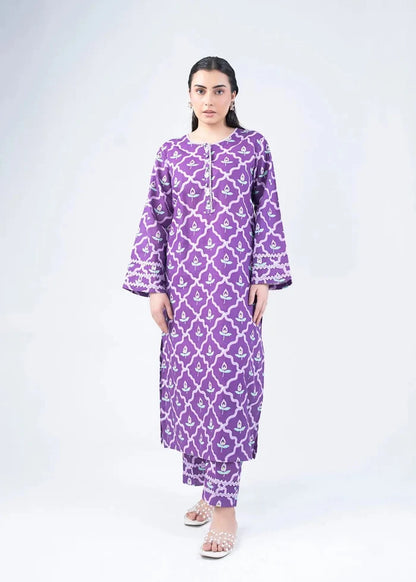Women’s purple printed 2-piece winter suit with lace-trim kurta and matching pants